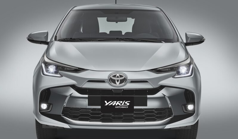 Toyota YARIS HB full