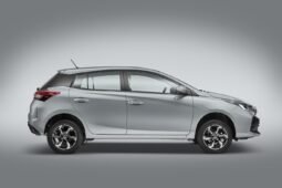 Toyota YARIS HB full