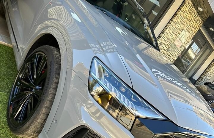 Audi Q8 2023 S LINE QUATTRO full
