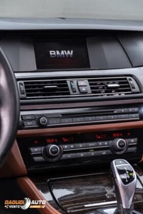 BMW Série 5 2013 M520d