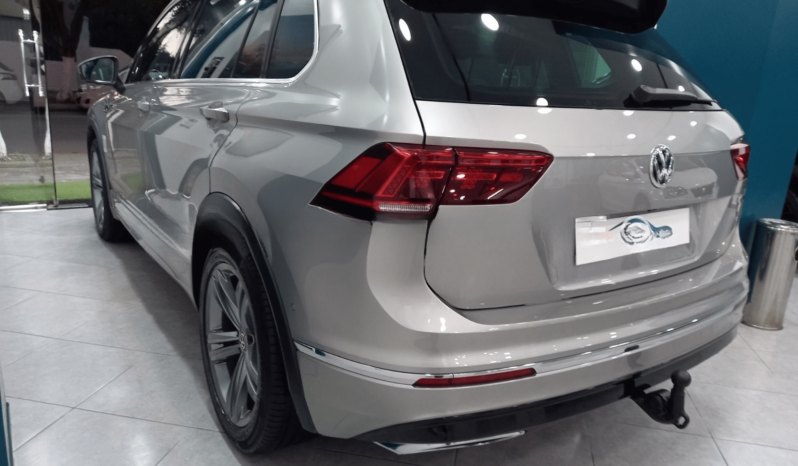 Volkswagen Tiguan 2019 R Line 1 | car-dz XPtWmHLLhtrg4xvdD3sqcaDH55MvqtjR transformed min | car-dz