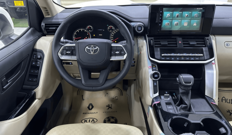 Toyota Land Cruiser 2022 GXR Twin Turbo full