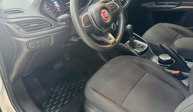 
Fiat Tipo Sedan full									