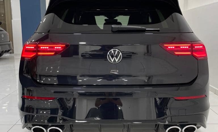Volkswagen GOLF R32 full
