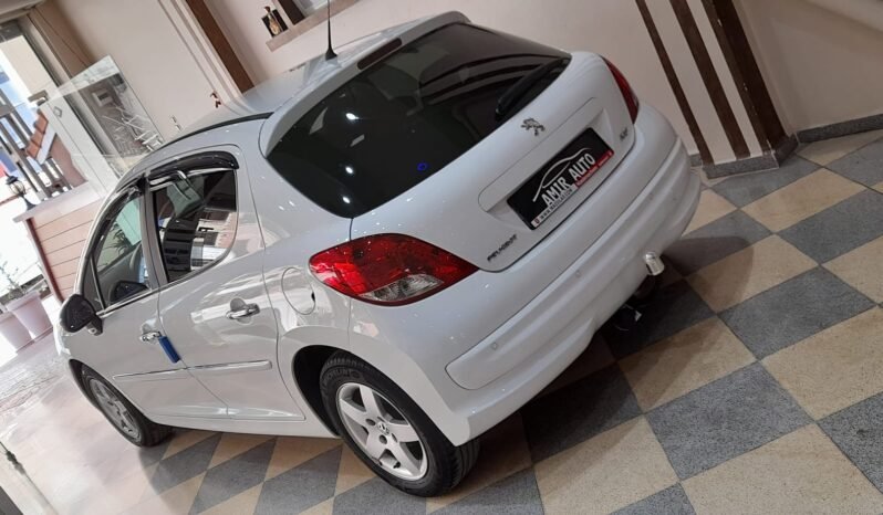 Peugeot 207 HDi full