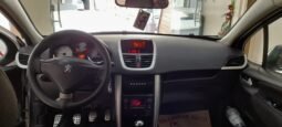 Peugeot 207 HDi full