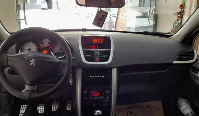 Peugeot 207 HDi full