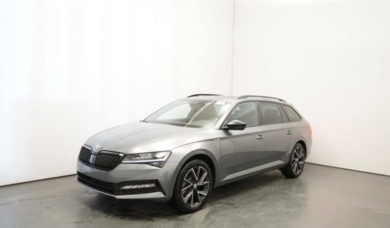 SKODA Superb Sportline full