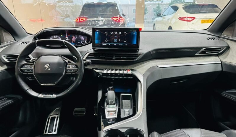 PEUGEOT 3008 GT full