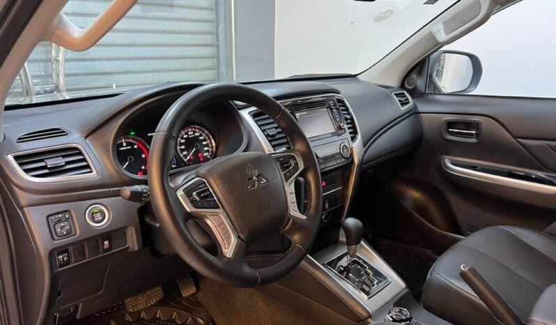 
Mitsubishi L200 sportero 2022 full									