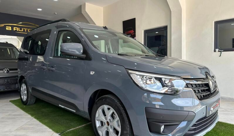 
Renault Express full									