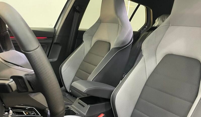 
VOLKSWAGEN GOLF GTD full									