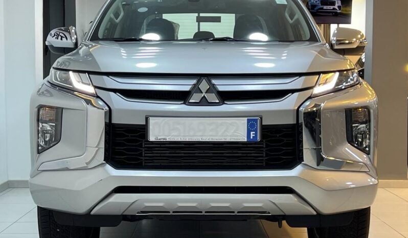 
Mitsubishi L200 sportero 2022 full									
