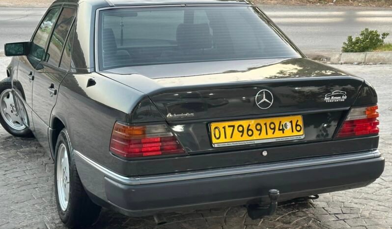Mercedes Classe E 250d 1994 full