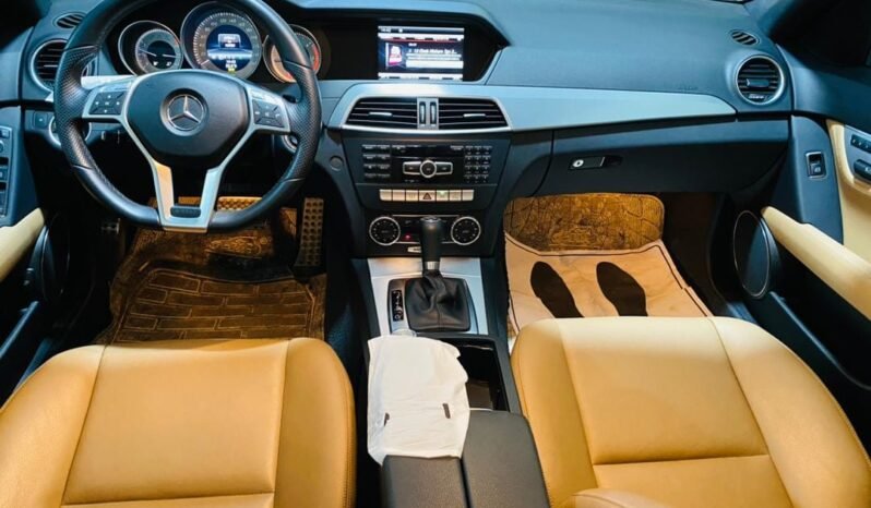 
Mercedes classe C 2014 full									