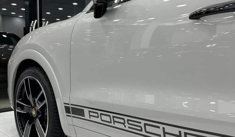 
Porsche Cayenne KIT GTS full									