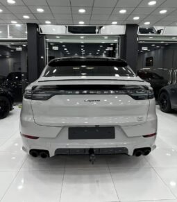 
Porsche Cayenne KIT GTS full									