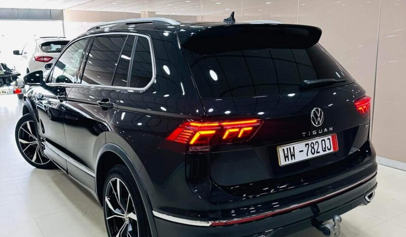 
Volkswagen Tiguan R-Line full									