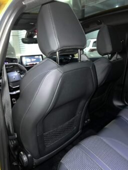 Peugeot 208 GT full