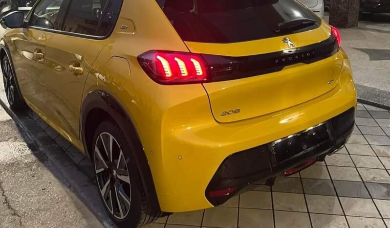 Peugeot 208 GT full