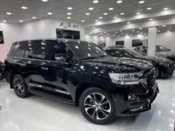 Toyota LAND Cruiser VXR 2021 full