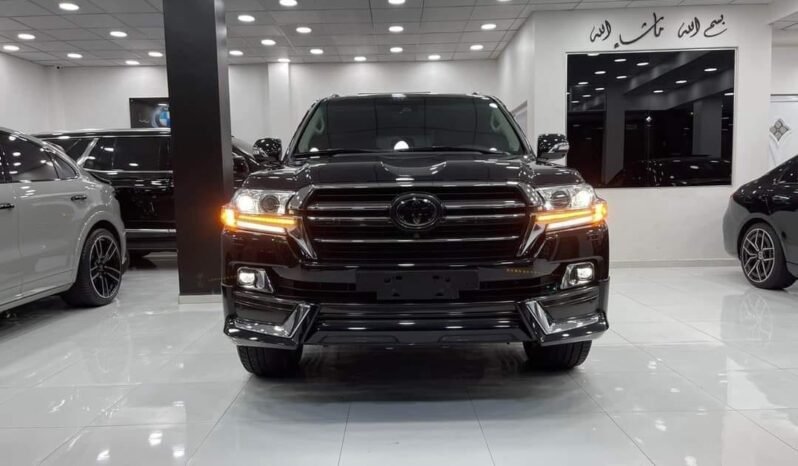 Toyota LAND Cruiser VXR 2021 full