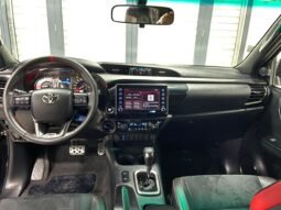 Toyota Hilux GR Sport full