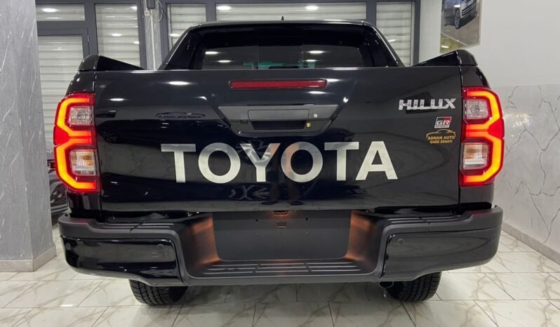Toyota Hilux GR Sport full