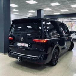Volkswagen Multivan full