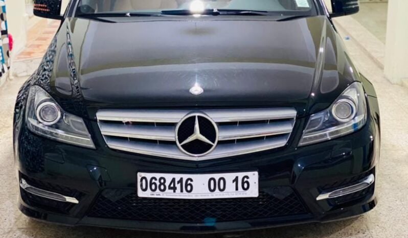 
Mercedes classe C 2014 full									