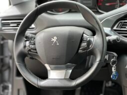 Peugeot 308 Allure 2021 full
