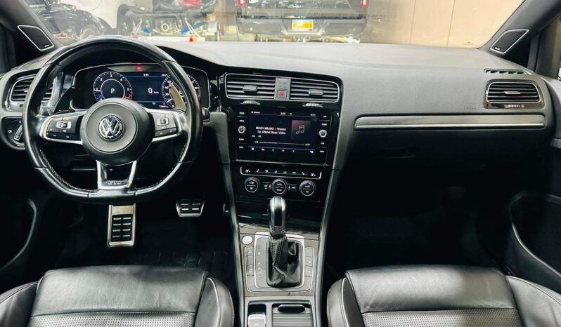 
Volkswagen Golf 7 2019 GTD full									