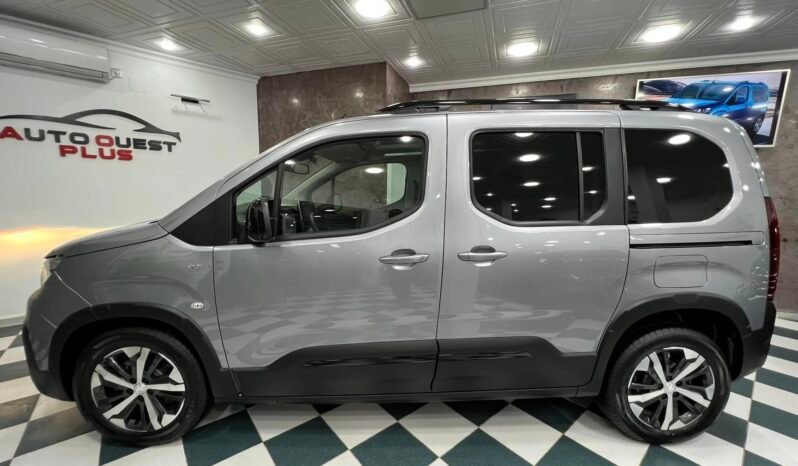 Peugeot Rifter Gt full