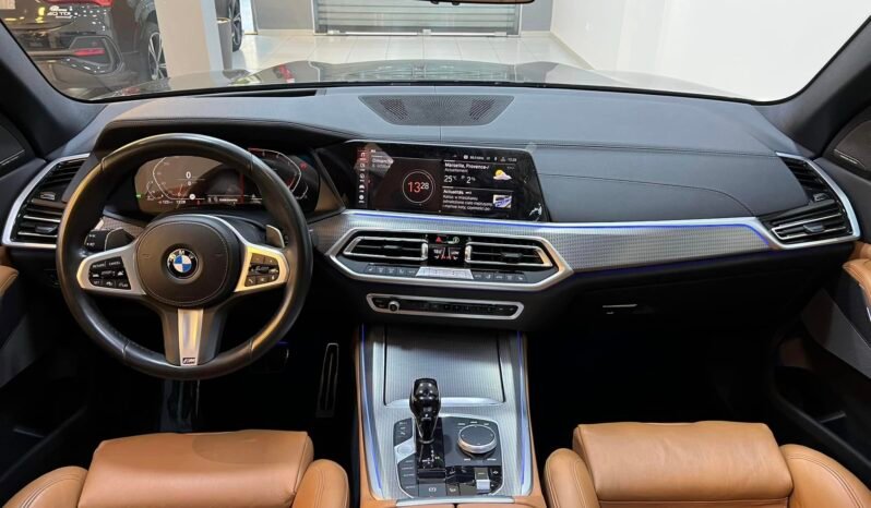 
BMW X5 xDrive 2020 full									