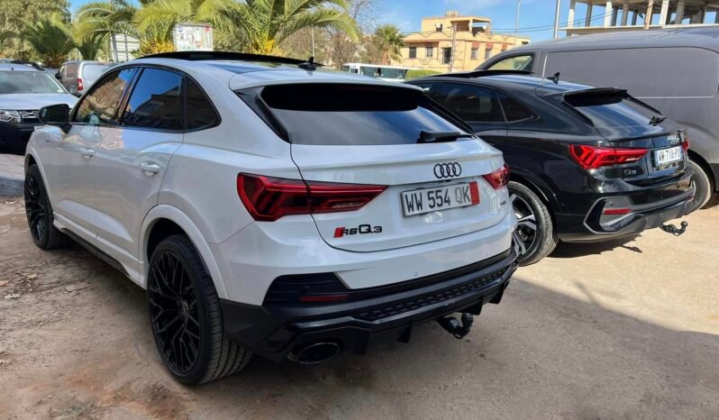 
Audi RS Q3 Sportback full									