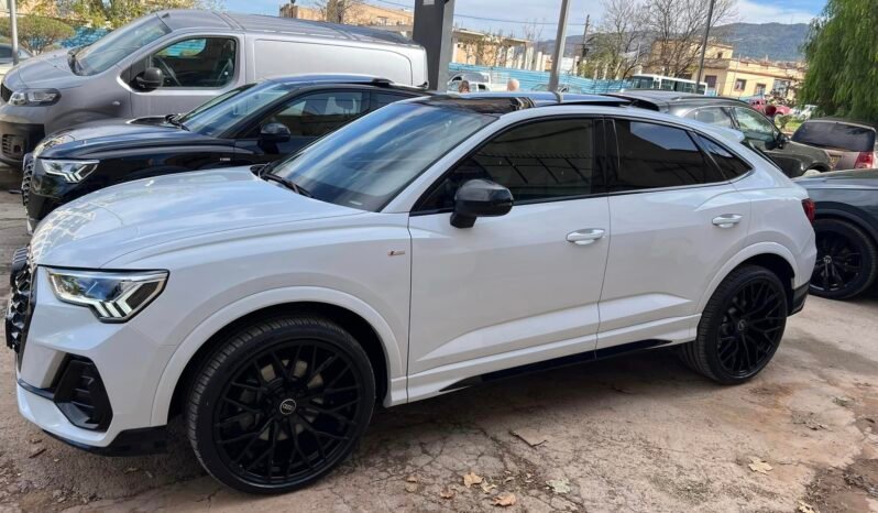 
Audi RS Q3 Sportback full									