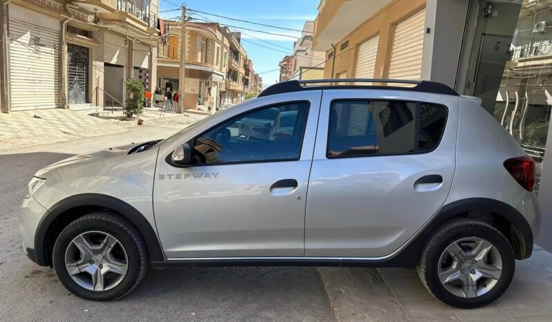 
Renault Sandero Stepway 2023 full									