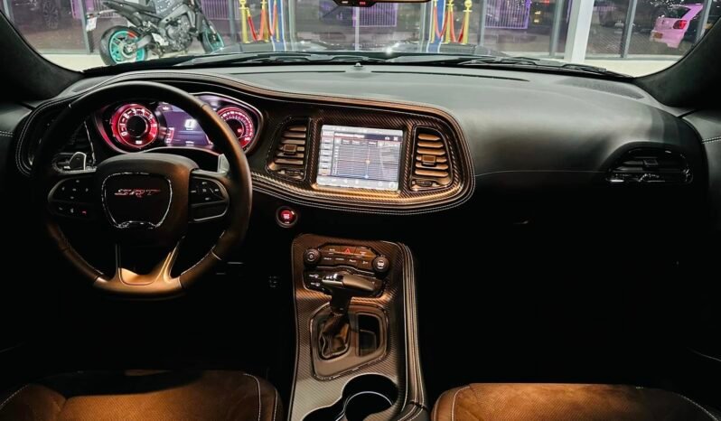 
DODGE CHALLENGER full									