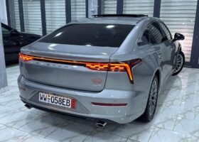 Bestune B70 Limousine