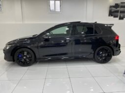 Volkswagen GOLF R32 full