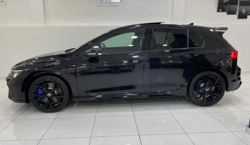 Volkswagen GOLF R32 full